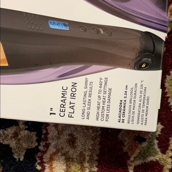 Hot Tools Signature Series 1in Ceramic Flat Iron - Picture 2 of 3